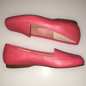 Leather loafers/flats by Enzo Angiolini, 6M